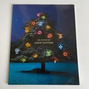 Luis Vuitton Vintage Rare Authentic Catalog Catalogue Les Contes 2009